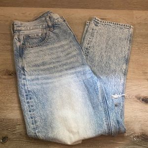 American Eagle Mom Jeans